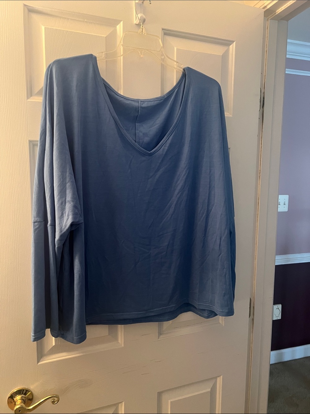 Relaxed V-Neck Women’s Top in Dusty Blue